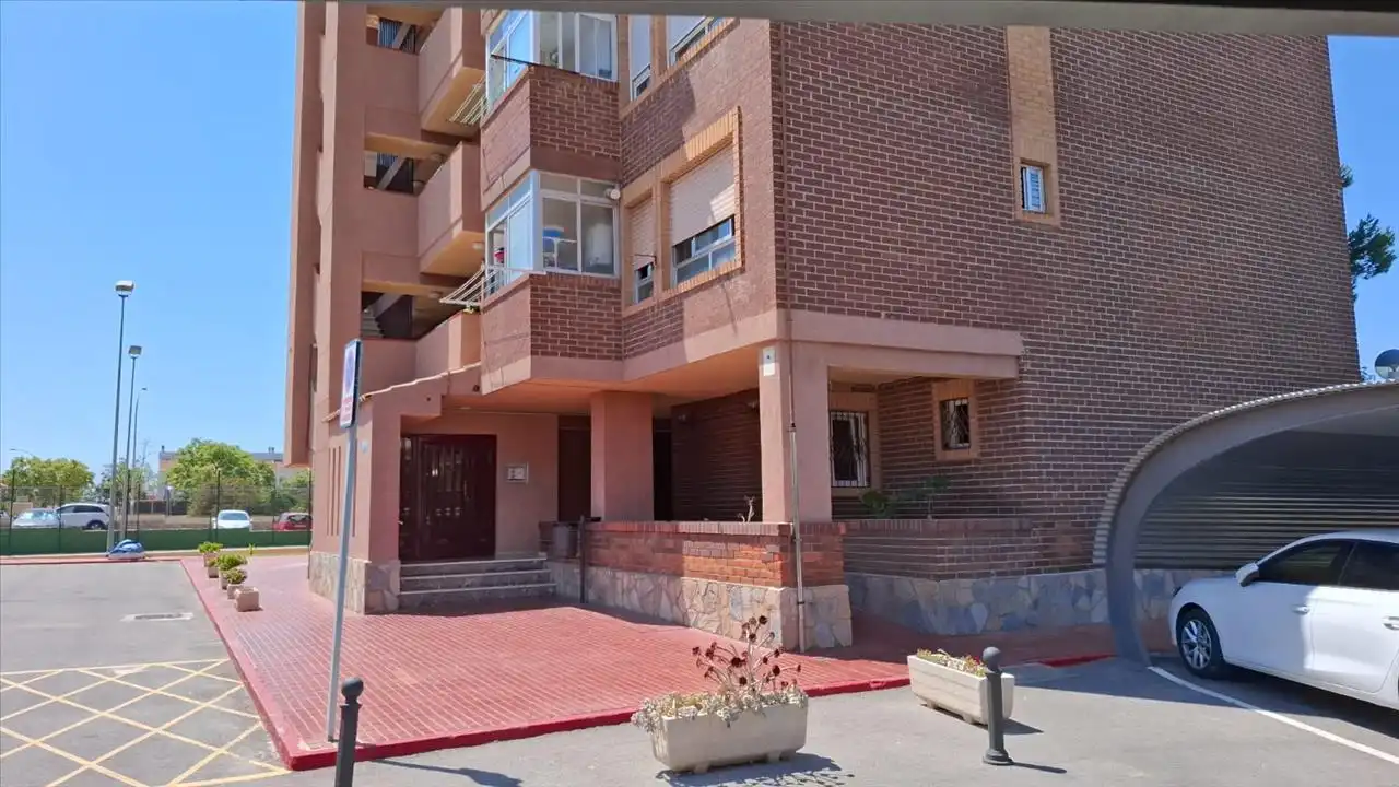 Vista exterior de Pis en venda en Alicante / Alacant