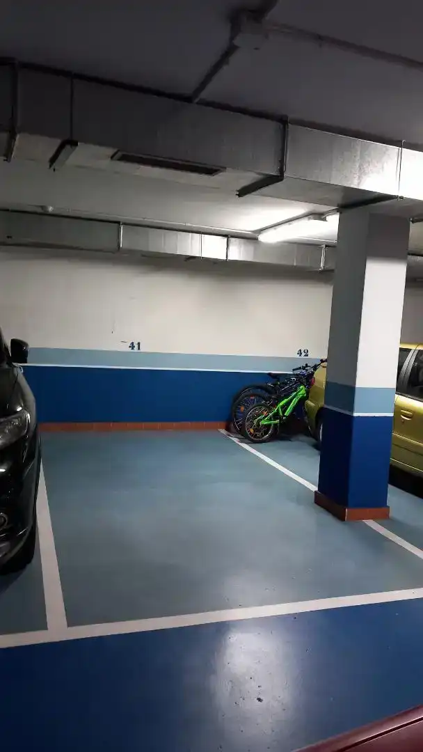 Aparcament de Garatge de lloguer en Adina - Portonovo