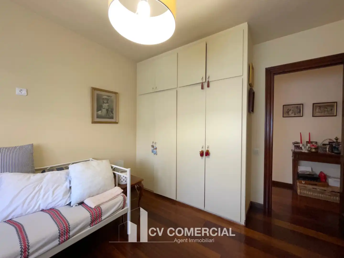 Dormitori de Casa o xalet en venda en Sant Cugat del Vallès amb Aire condicionat, Calefacció i Jardí privat