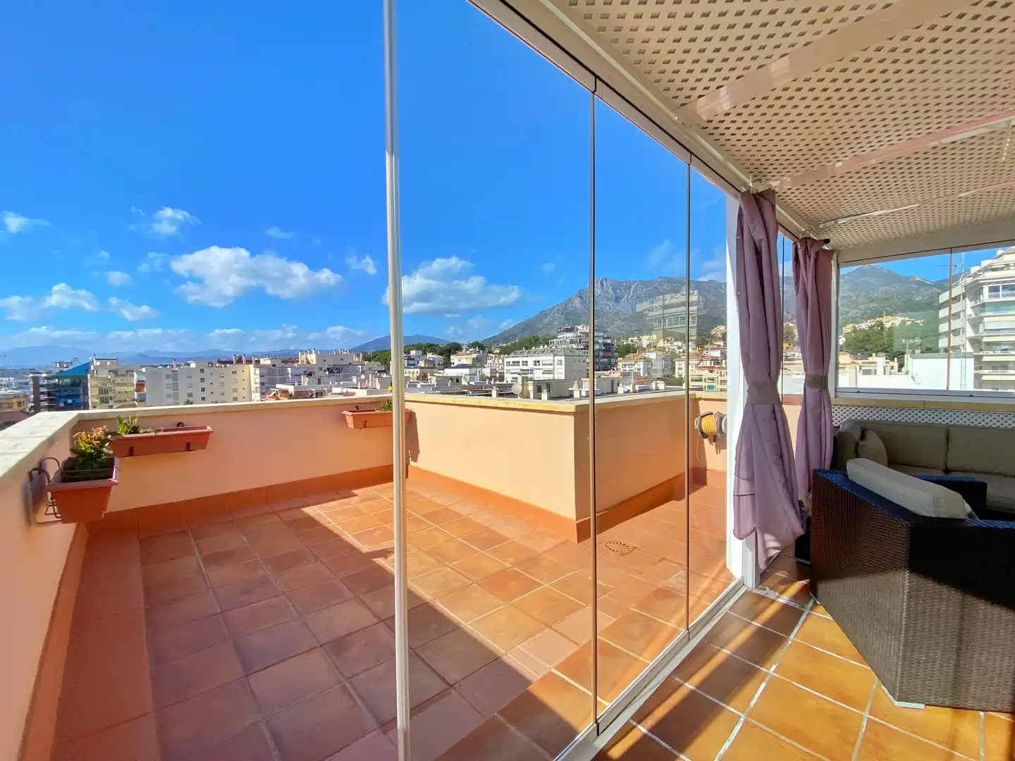 Terrassa de Àtic en venda en Marbella amb Aire condicionat, Terrassa i Forn