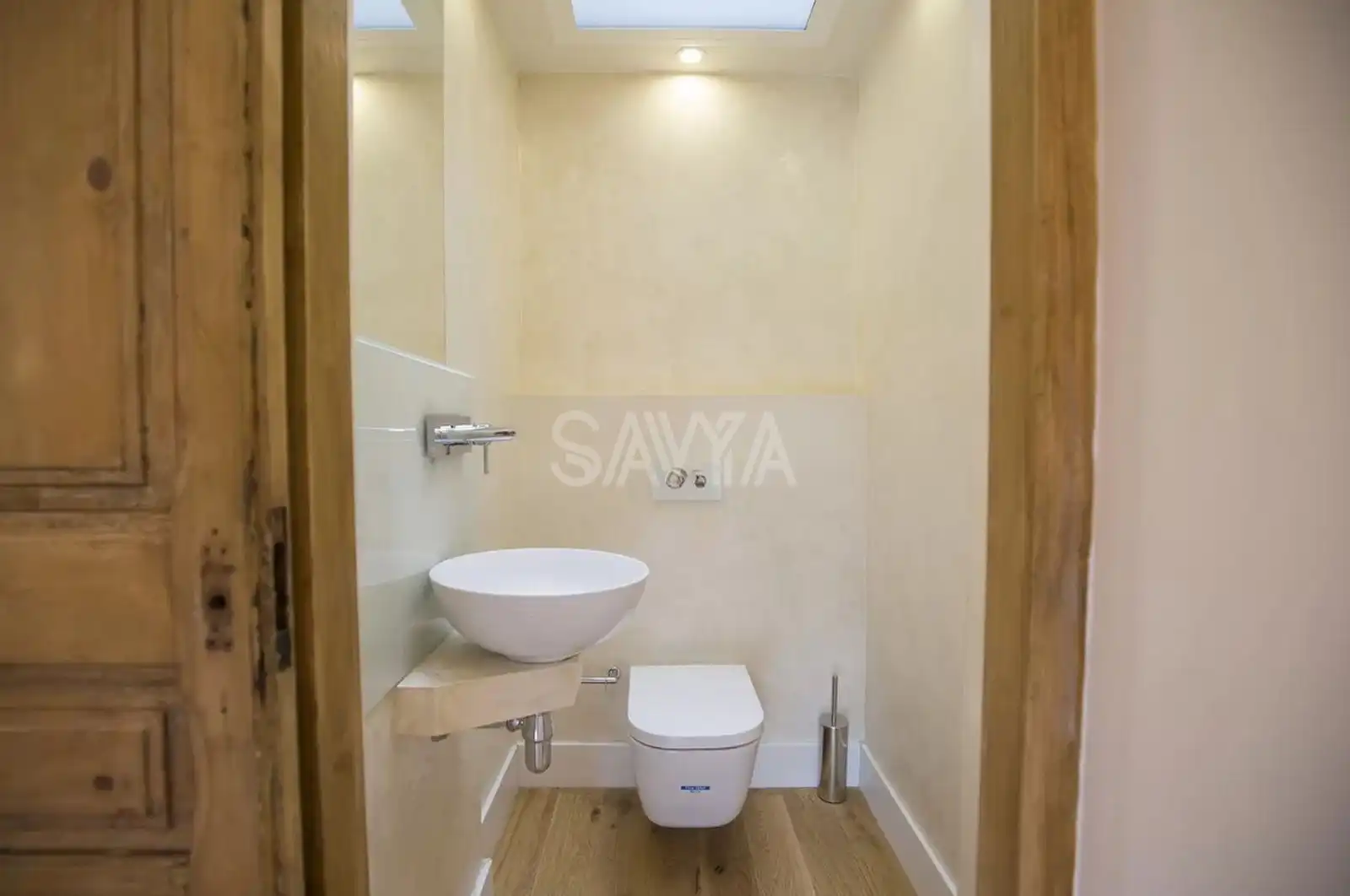 Baño de Piso de alquiler en Población de Arroyo con Piscina