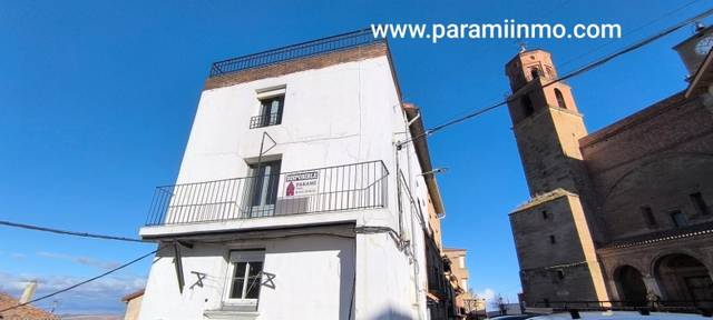 Casa-chalet en Venta en Ausejo