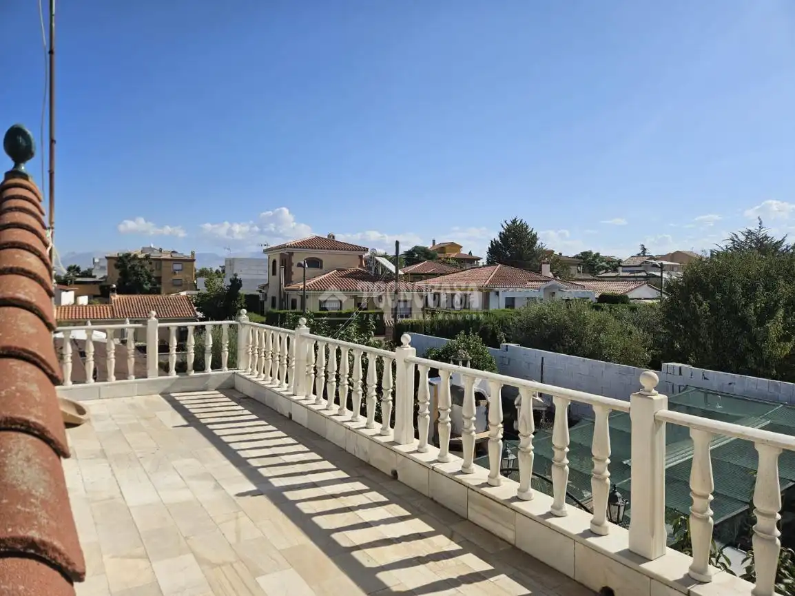 Maison avec balcon à vendre à Belicena, imagen 15