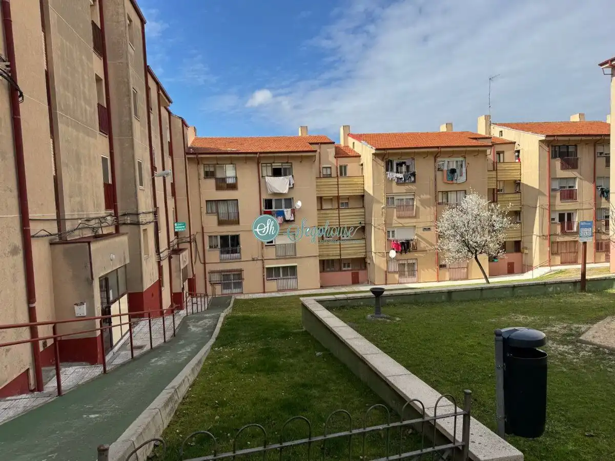 Exterior view of Flat for sale in Segovia  with Heating, Storage room and Balcony