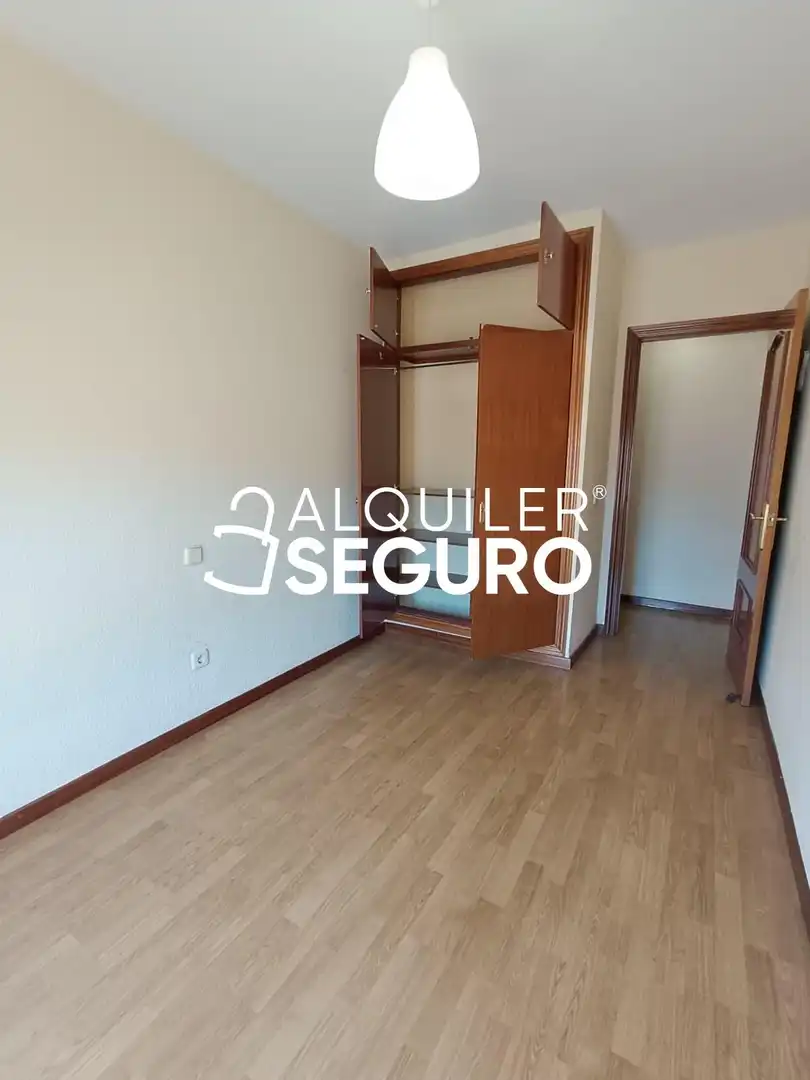 Bedroom of Flat for rent in Pinto  with Heating, Terrace and Furnished