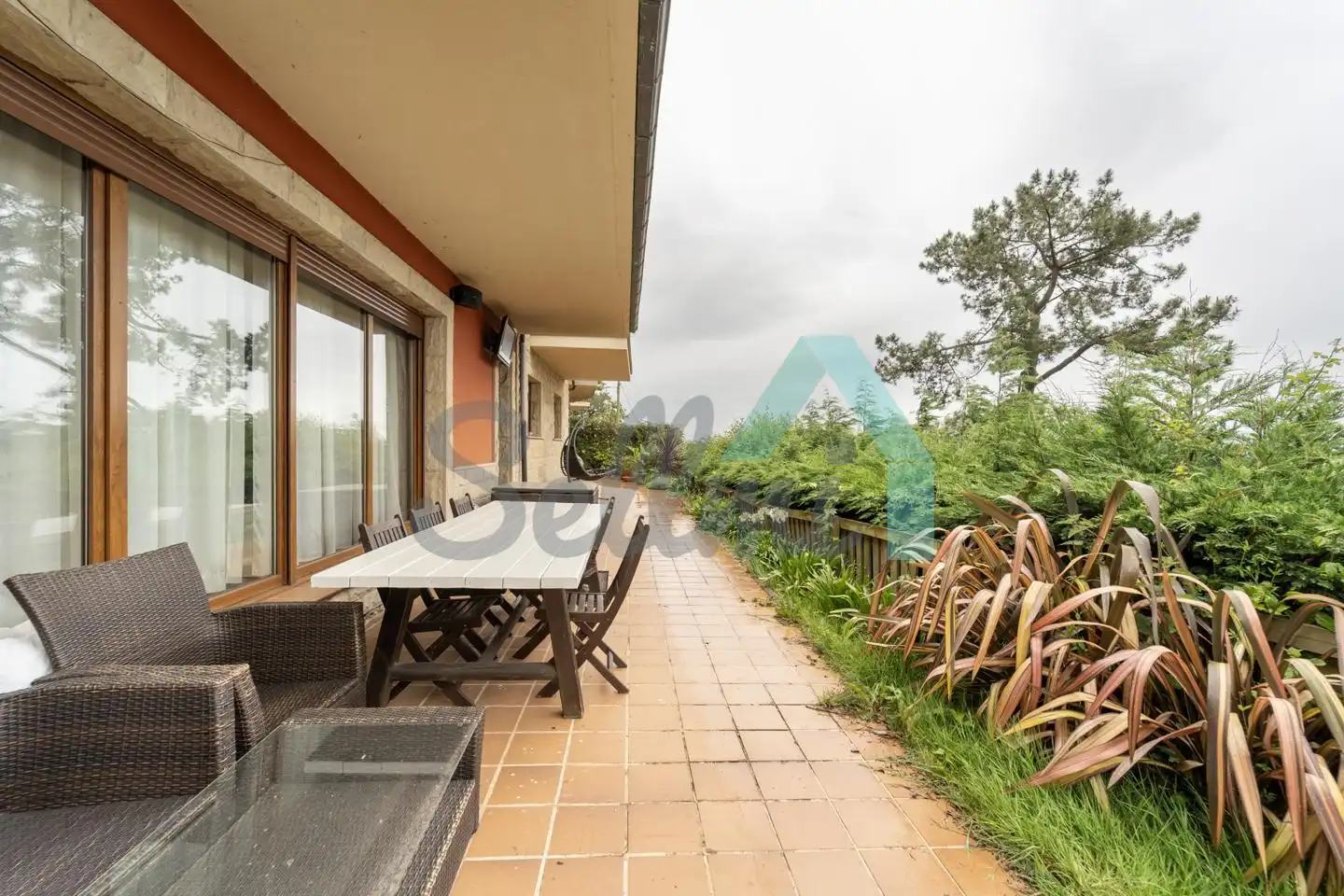 Terraza de Casa o chalet en venta en Oviedo  con Calefacción, Jardín privado y Parquet
