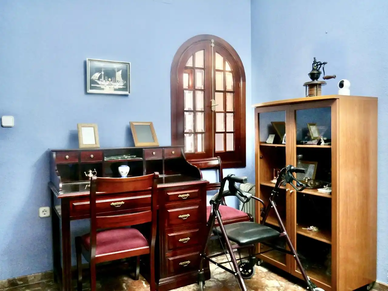Flat for sale in Sevilla  with Air Conditioner, Terrace and Furnished