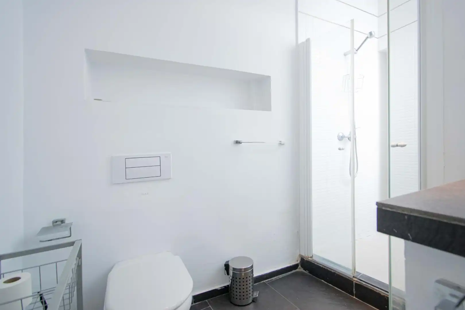 Bany de Apartament en venda en Sevilla amb Aire condicionat