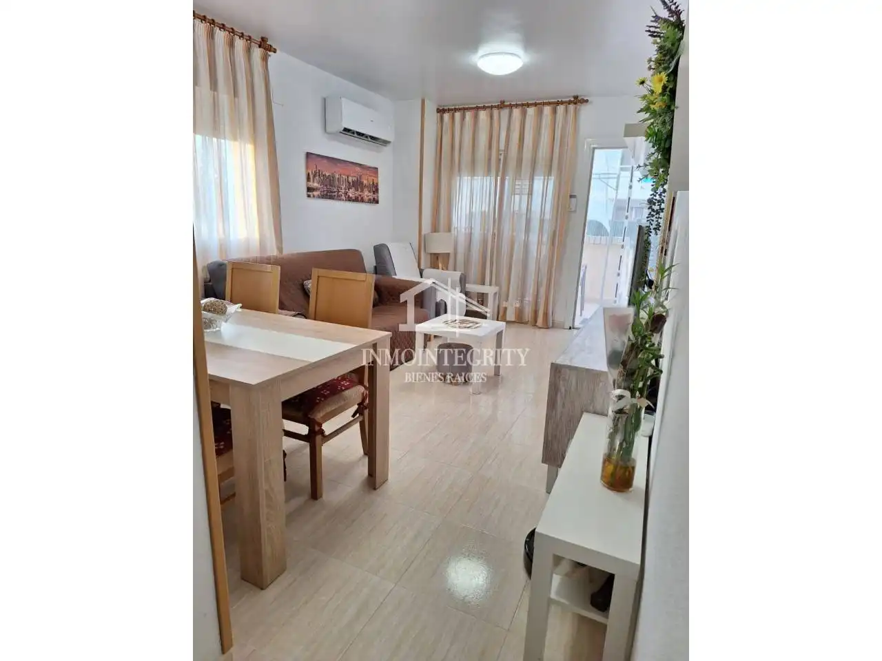 Apartment with pool for sale in Avenida Central, imagen 3