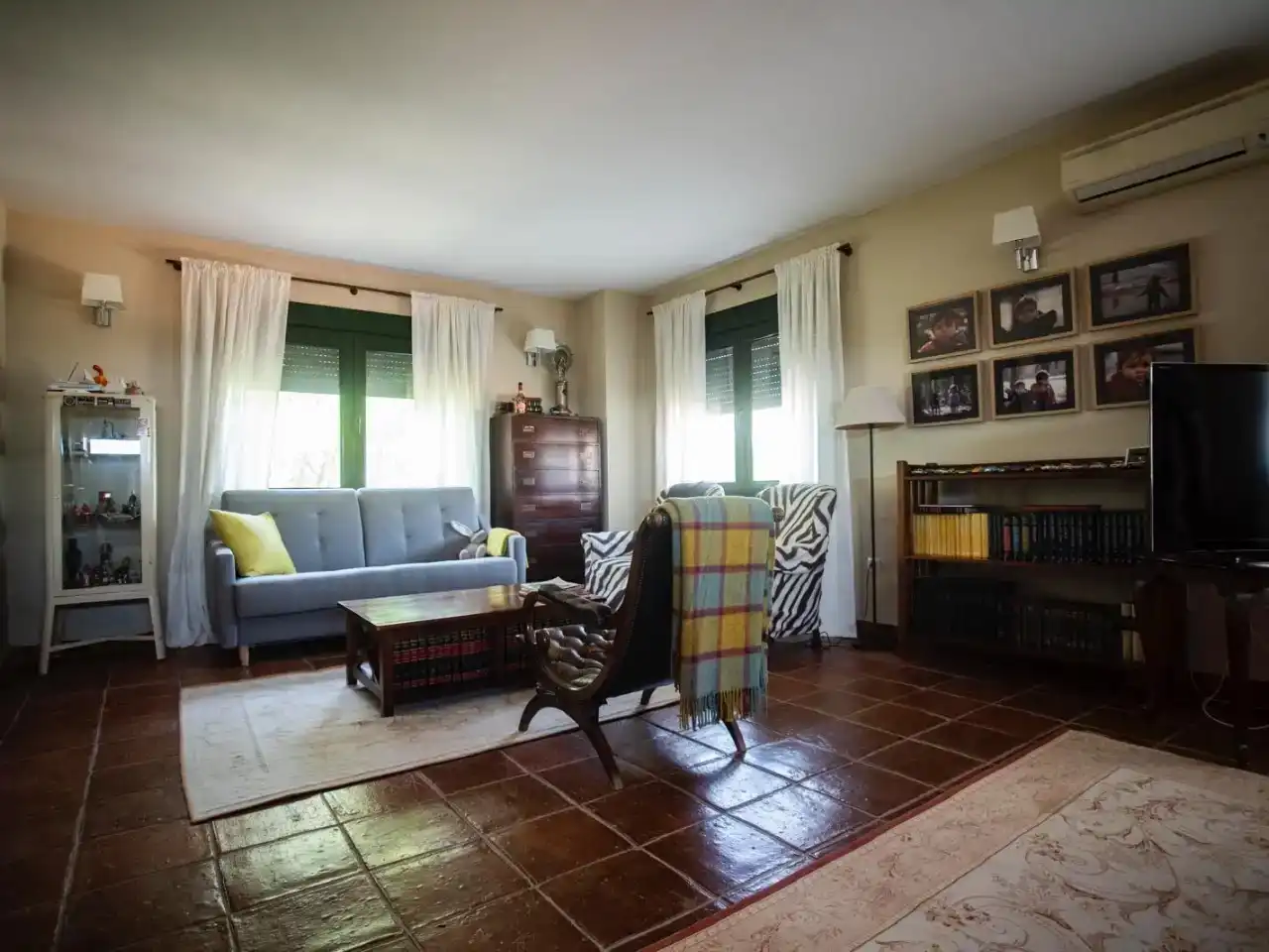 Sala d'estar de Finca rústica en venda en Garvín amb Aire condicionat, Jardí privat i Piscina