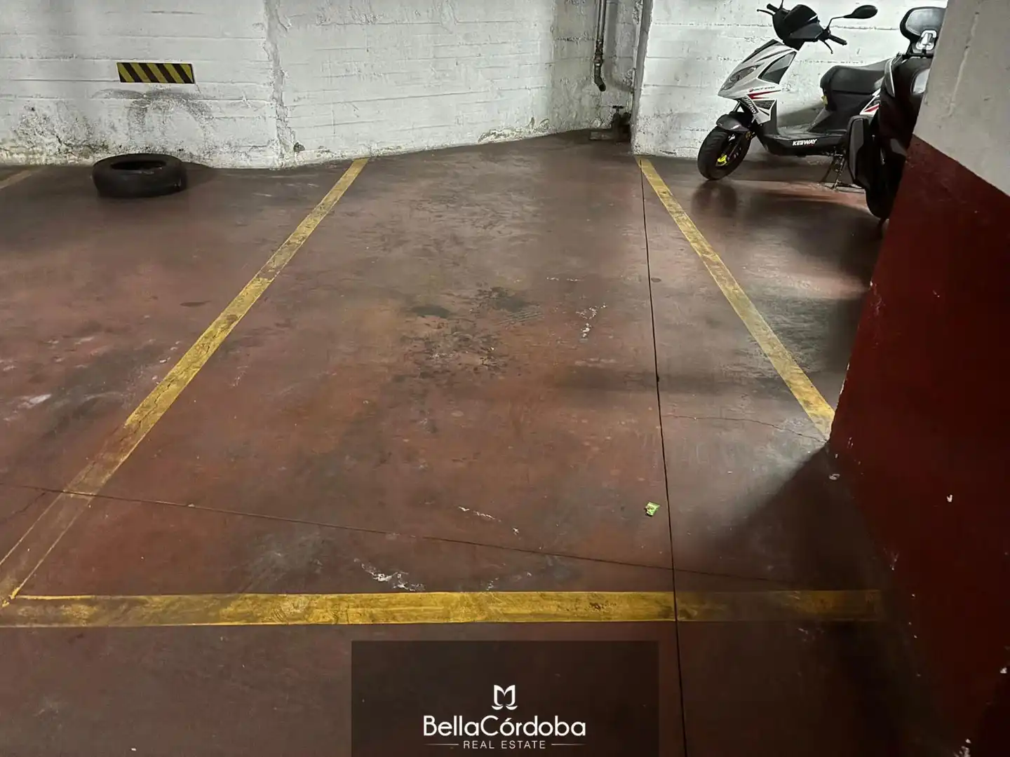 GARAJE MUY CENTRICO, immagine 2