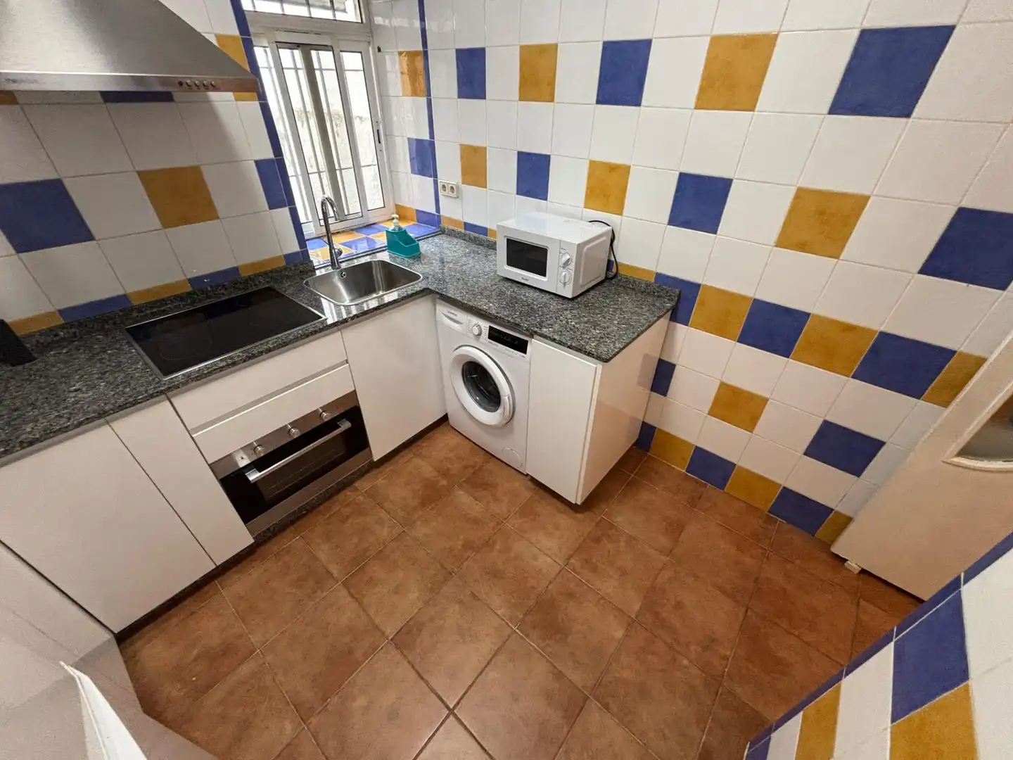 Cocina de Estudio de alquiler en Córdoba con Aire acondicionado y Amueblado