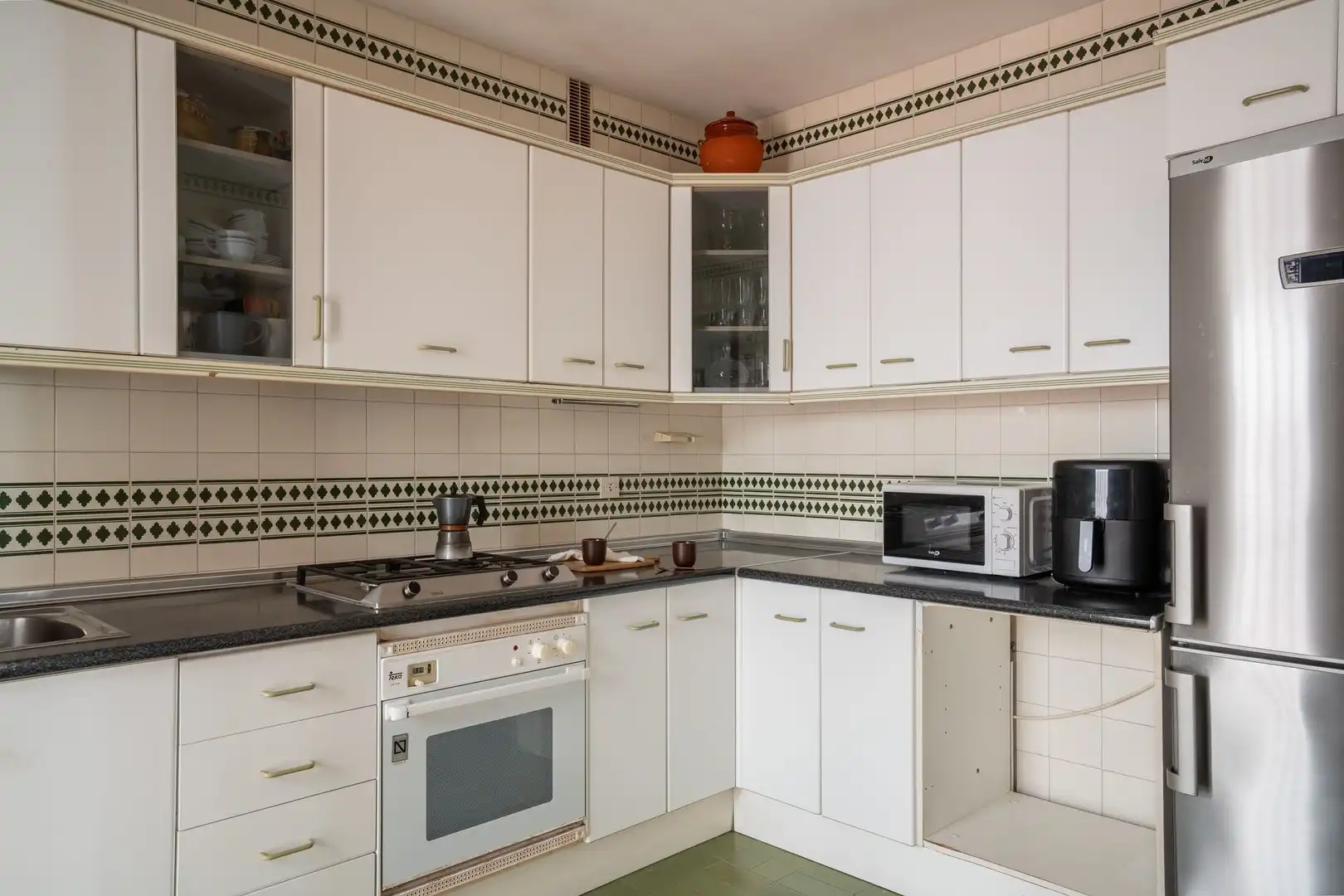 Kitchen of Detached homes for sale in Rincón de la Victoria  with Terrace
