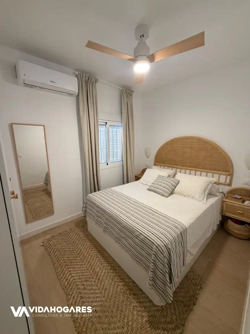 Dormitori de Casa o xalet en venda en Rota amb Aire condicionat, Terrassa i Piscina