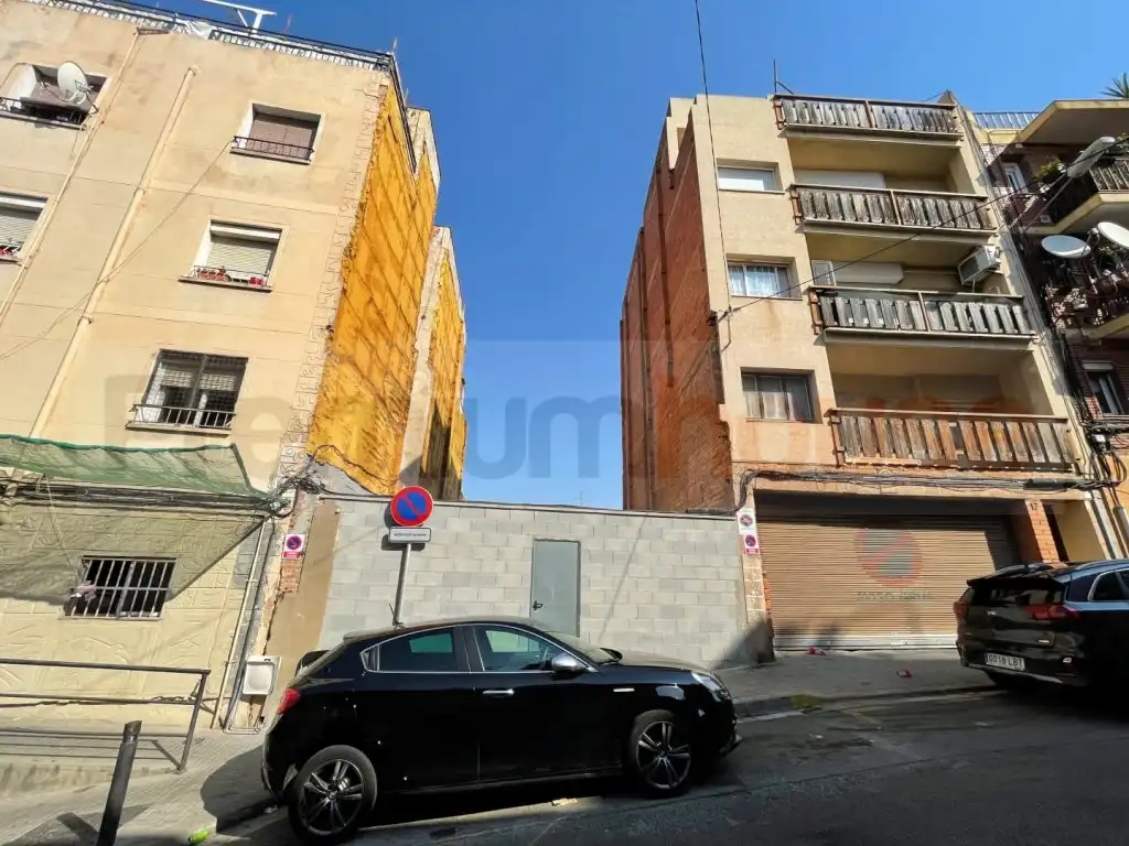 Terreno residencial en venta en Calle Sant Francesc