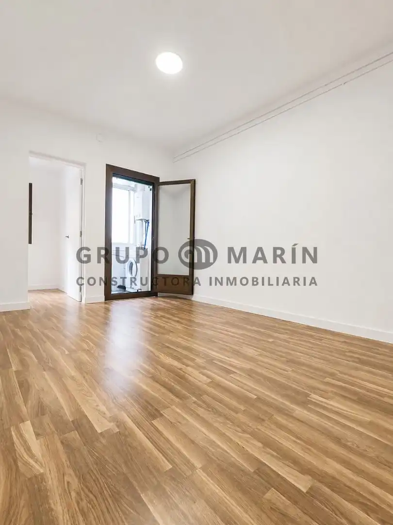 Flat for sale in Calle Santa Engracia, imagen 4