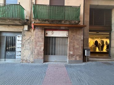Local comercial en venda a Carrer Carrer d'Urgell, 38