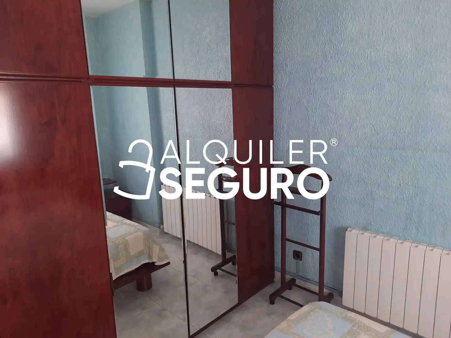 Habitación de Piso de alquiler en Zaragoza con Calefacción, Terraza y Amueblado