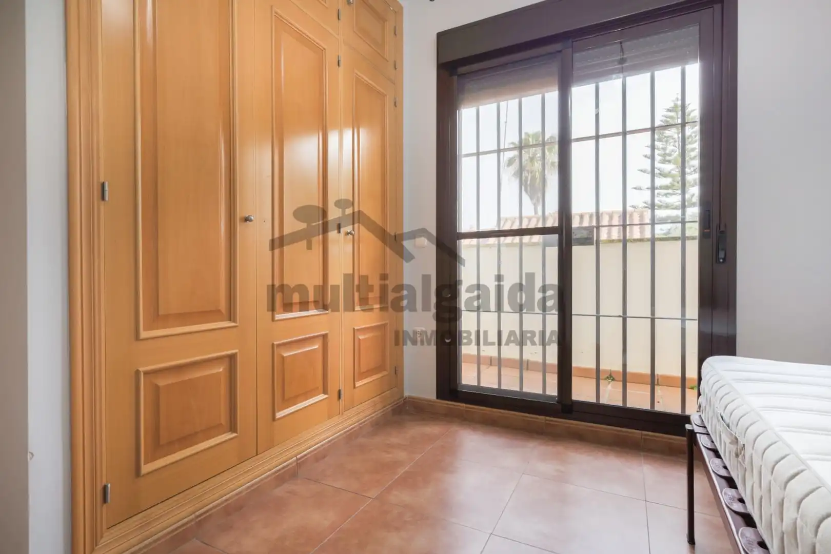 Bedroom of Detached homes for sale in Sanlúcar de Barrameda  with Air Conditioner, Private garden and Terrace