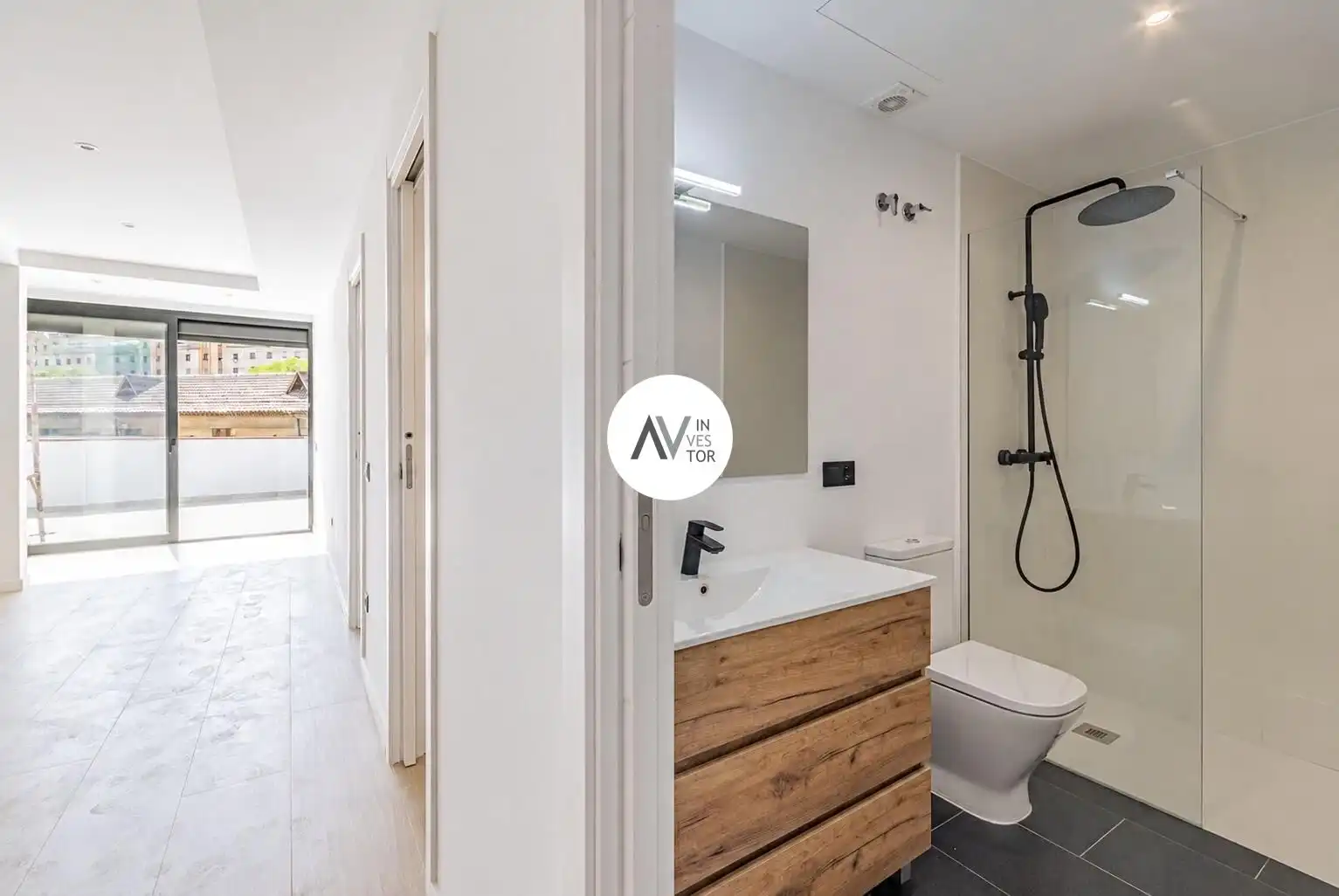 Bany de Apartament en venda en Barcelona amb Aire condicionat, Calefacció i Terrassa