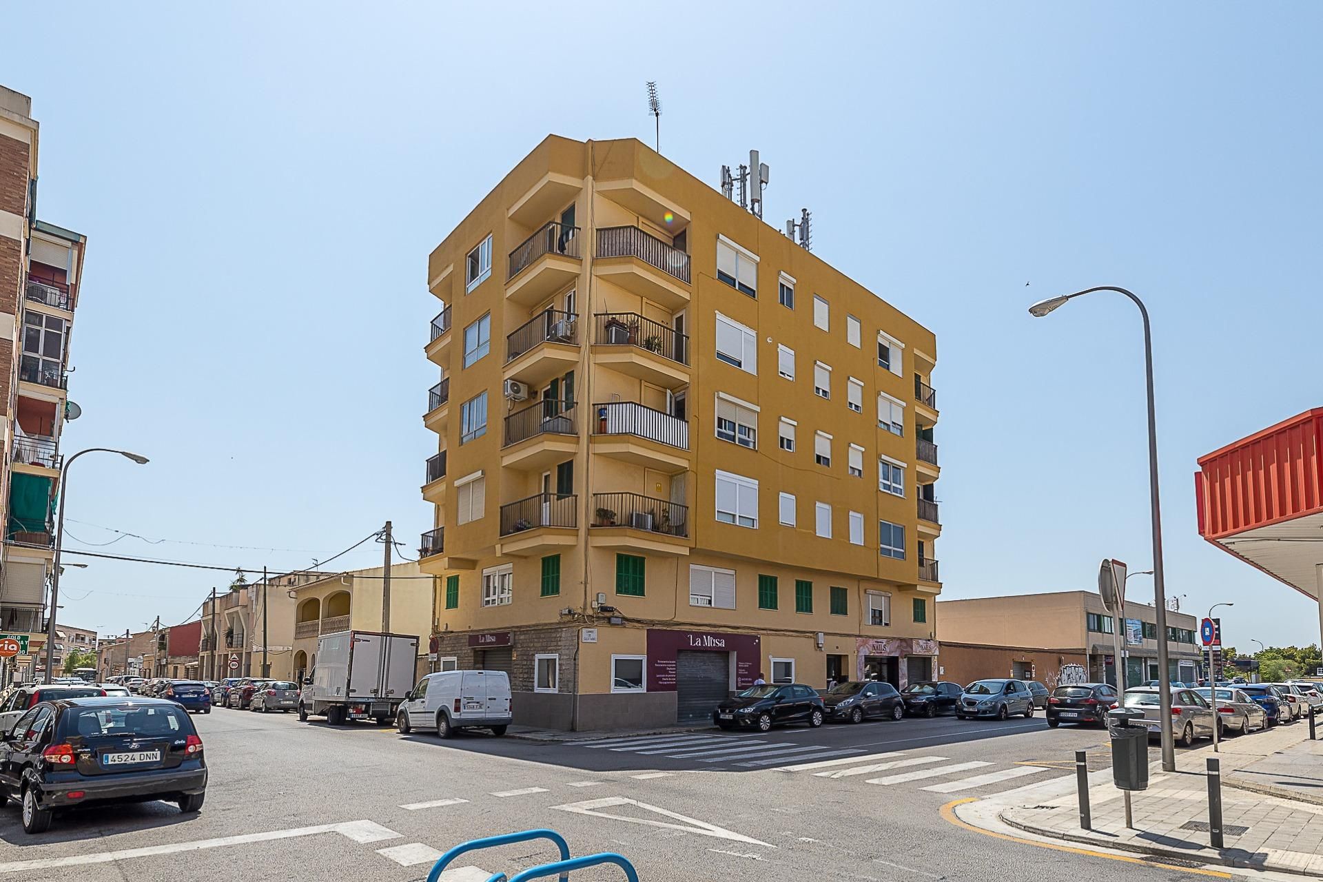 Vista exterior de Pis en venda en  Palma de Mallorca amb Balcó