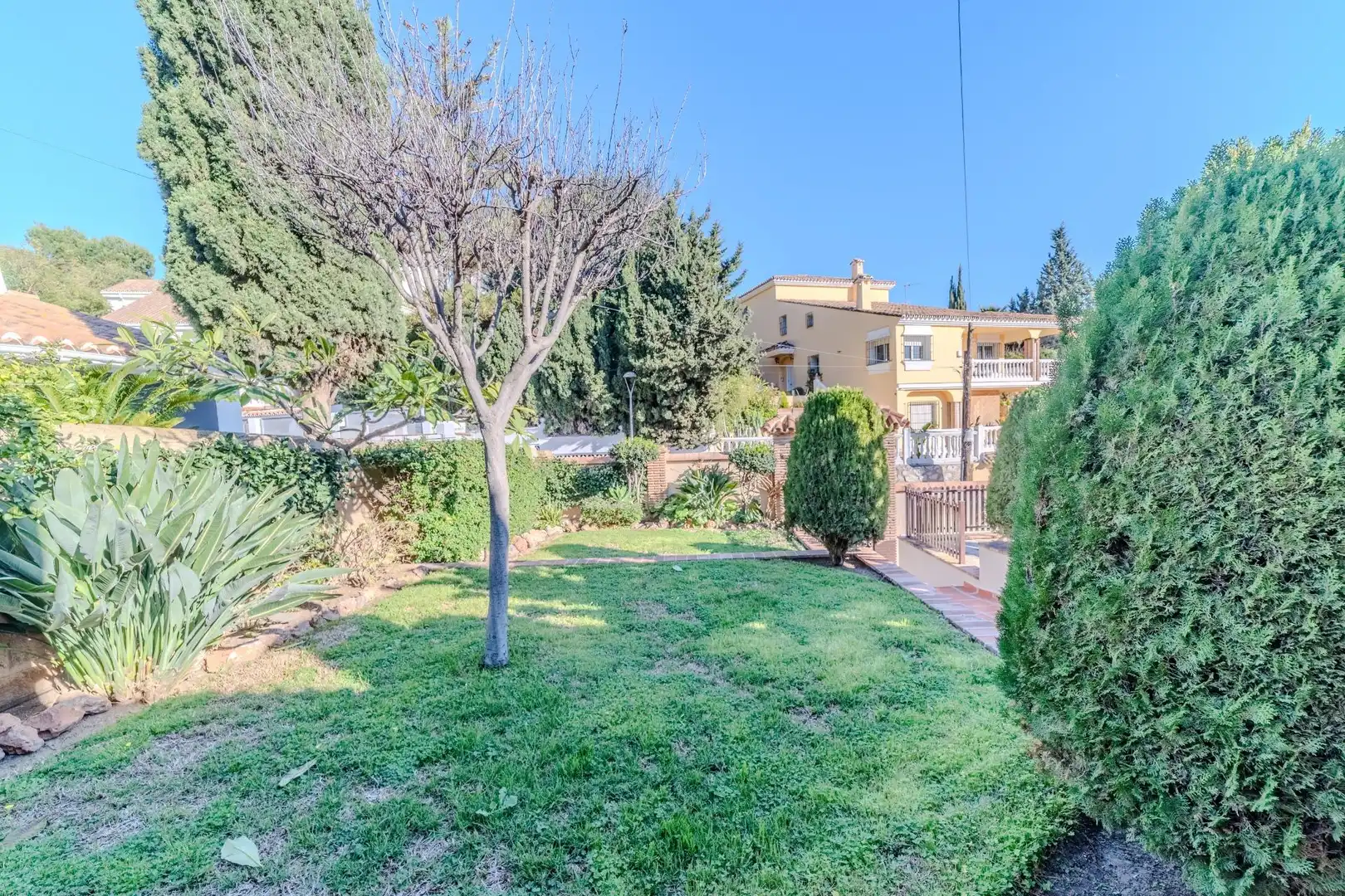 Garden of Houses for sale in Rincón de la Victoria  with Air Conditioner, Terrace and Storage room