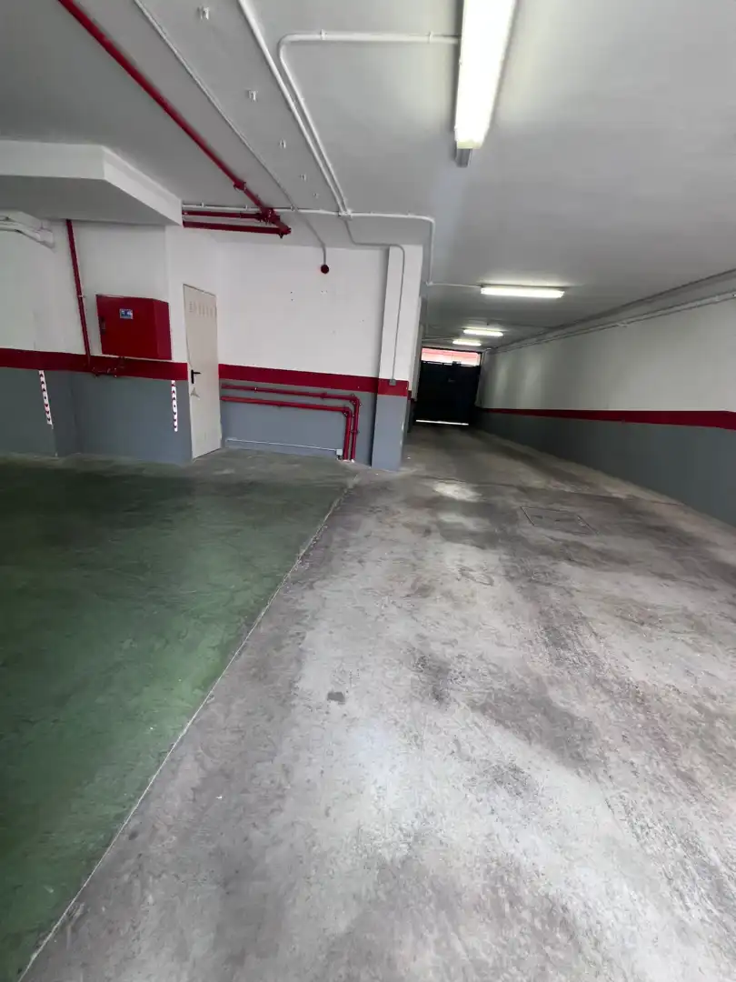 Parking de Piso en venta en Jaén con Aire acondicionado, Trastero y Amueblado