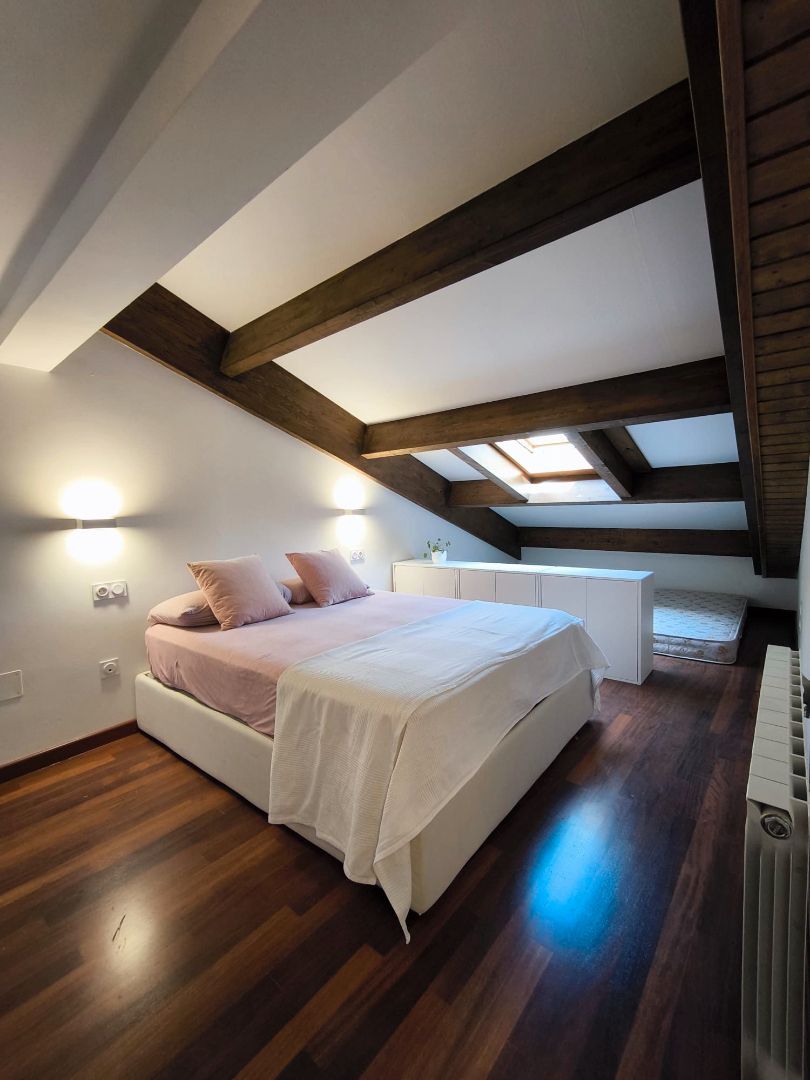 Bedroom of Duplex for sale in Camprodon  with Heating, Parquet flooring and Furnished