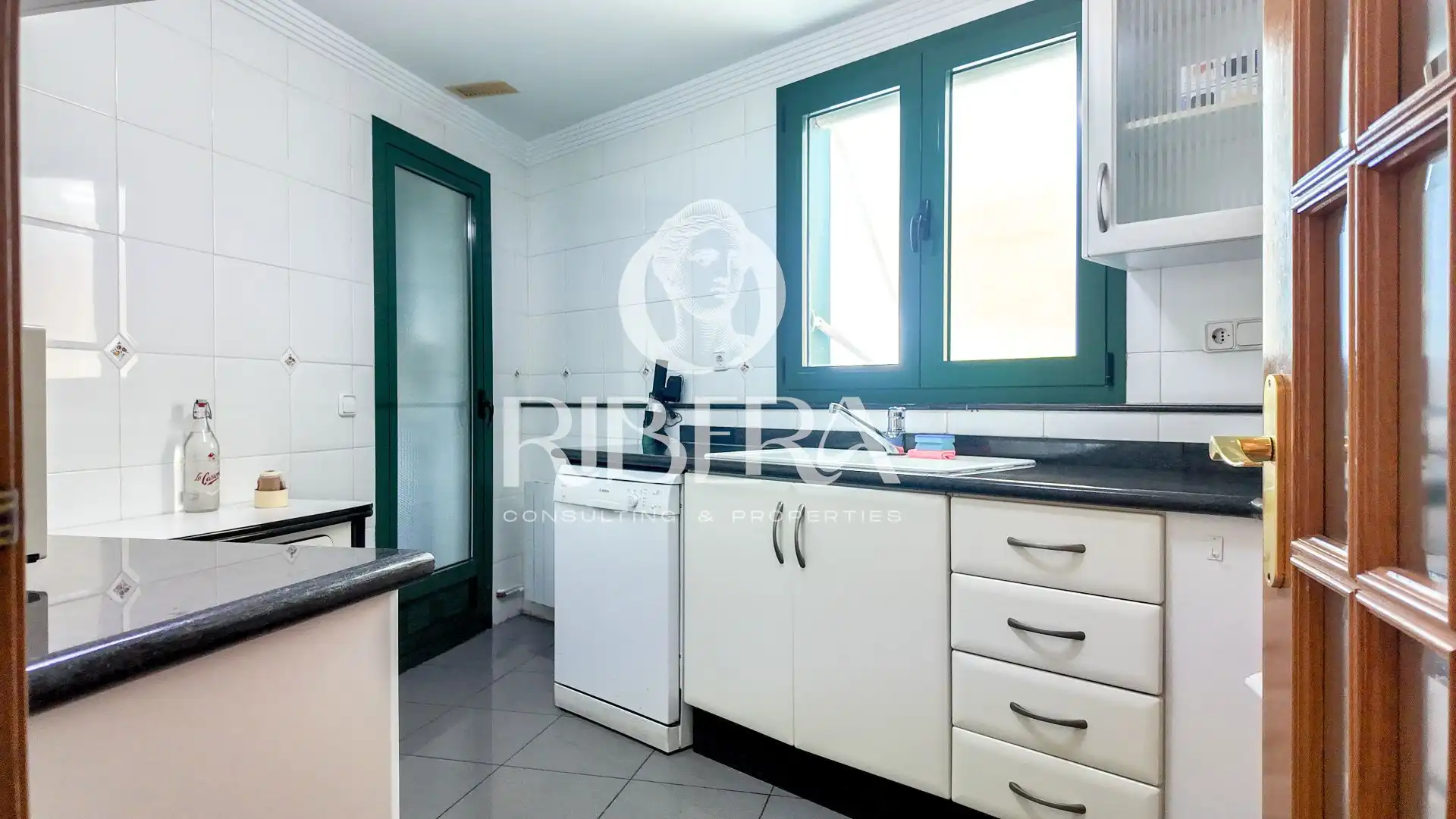 Cocina de Piso de alquiler en Camins al Grau