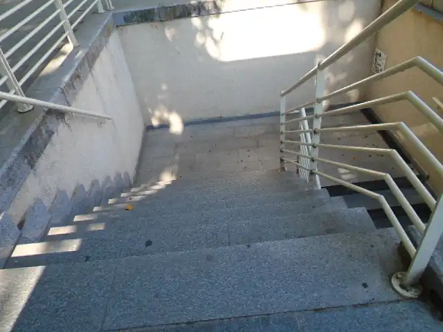 Individual amb ascensor en venda a Avenida de la Paz 82, imagen 5
