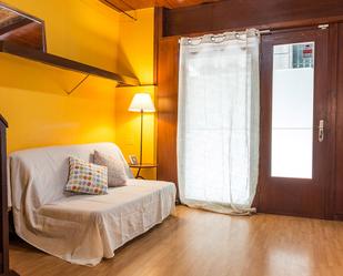 Bedroom of Duplex for sale in  Barcelona Capital