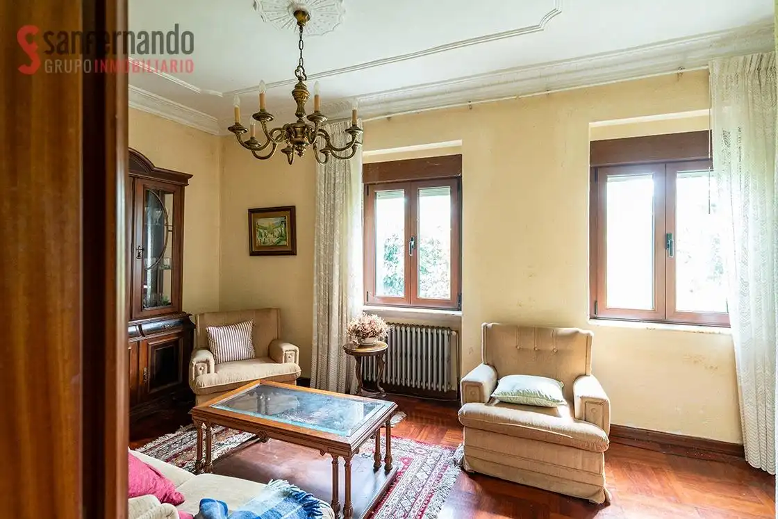 Sala de estar de Casa o chalet en venta en Reocín con Calefacción y Jardín privado