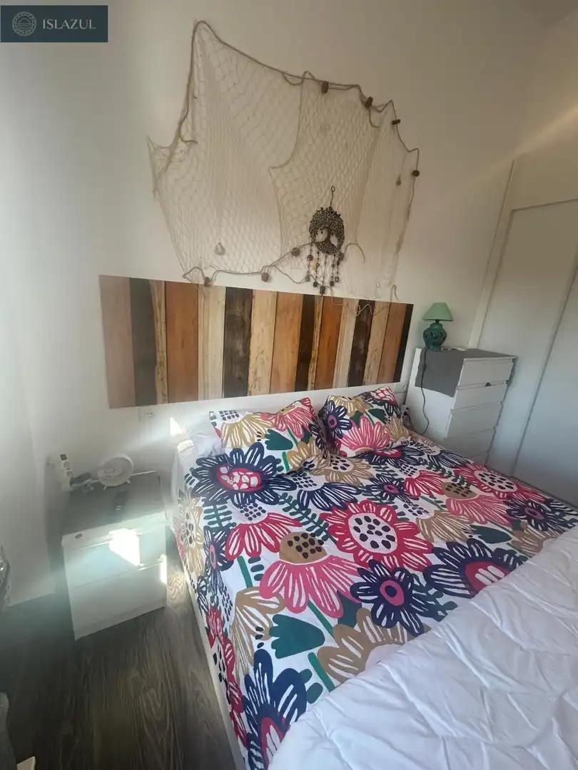 Dormitori de Apartament en venda en Isla Cristina amb Aire condicionat, Jardí privat i Terrassa