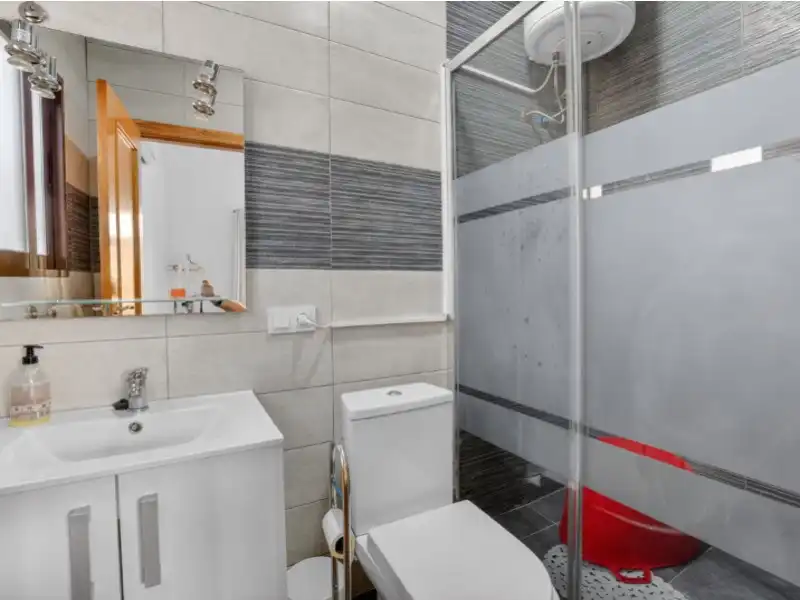 Casa aparellada amb piscina en venda a Nueva Torrevieja - Aguas Nuevas, imagen 21