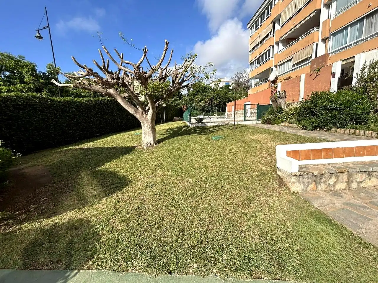 Vista exterior de Pis en venda en Benalmádena amb Aire condicionat, Calefacció i Terrassa