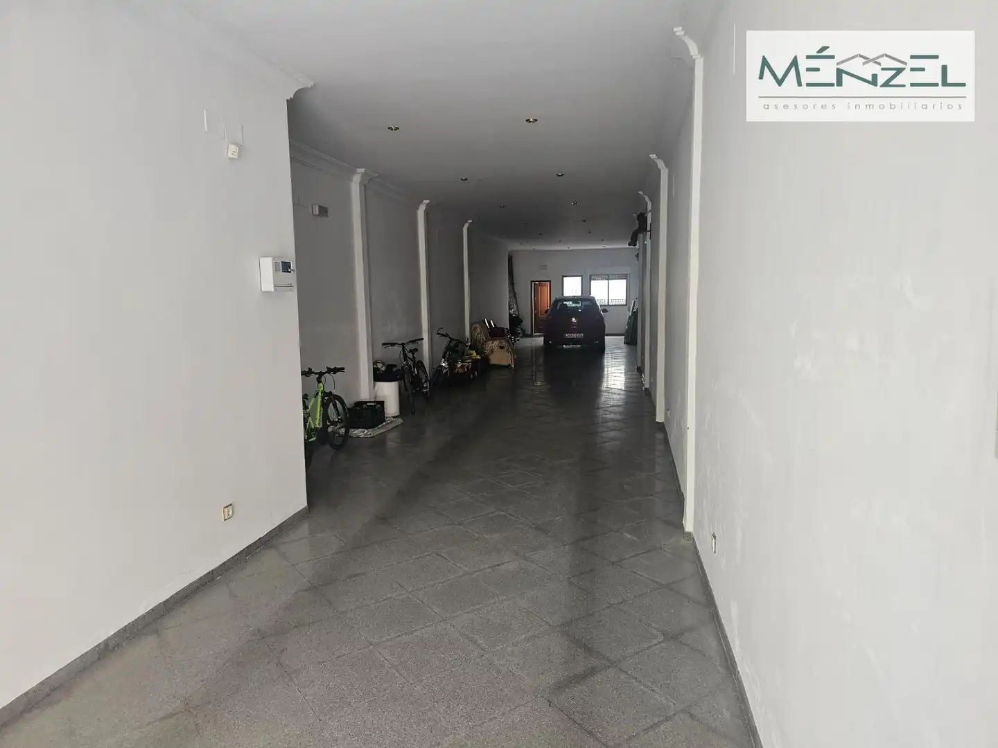 Local en venta en Coria del Río