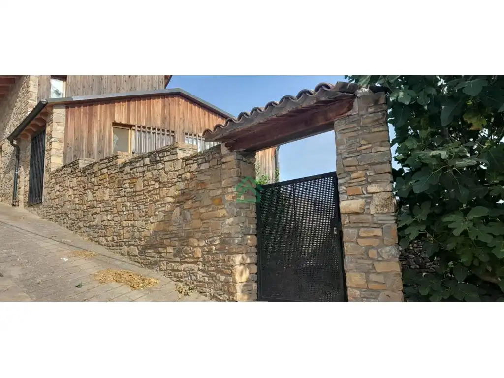 Vista exterior de Casa o chalet en venta en La Pobla de Segur