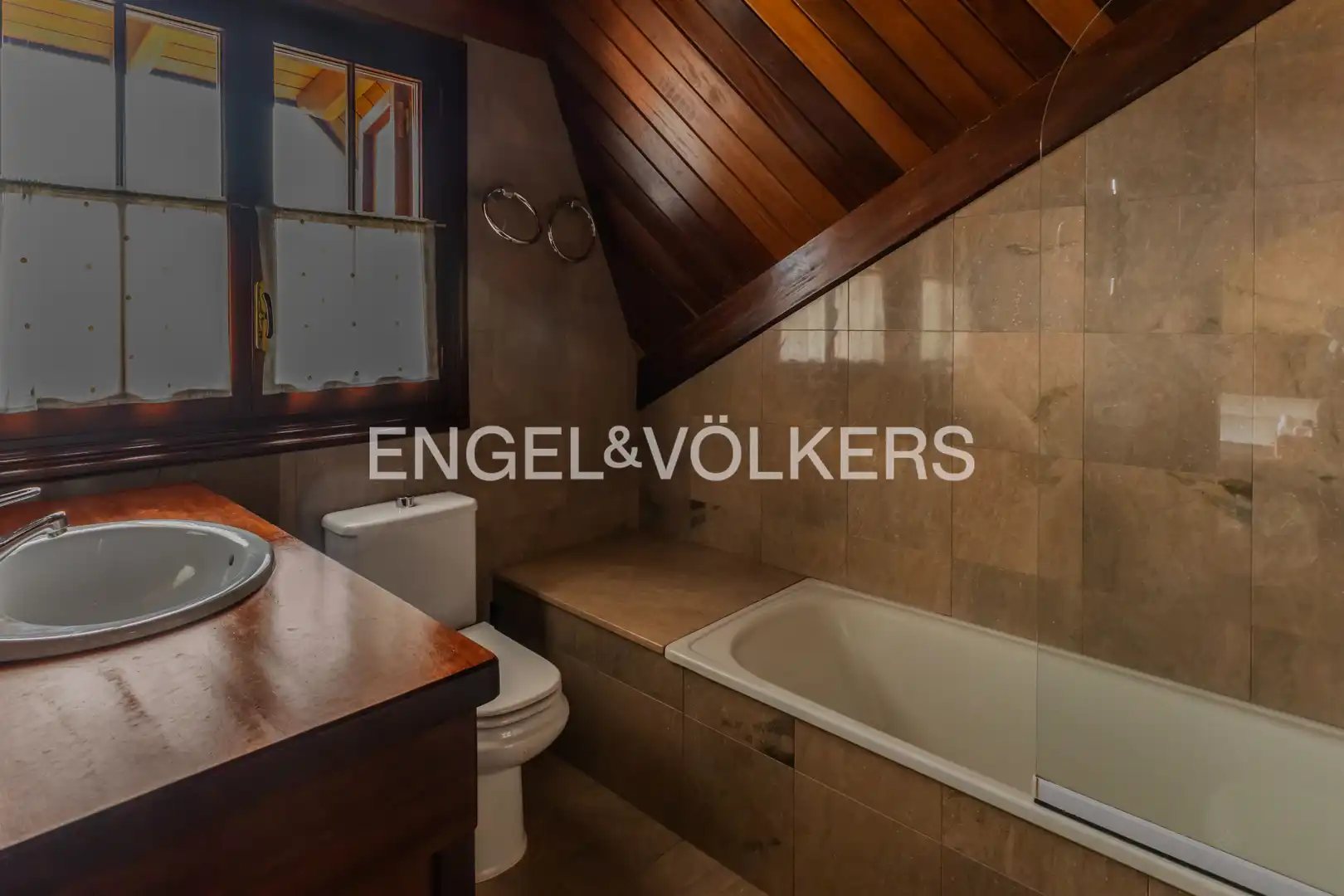 Bathroom of Detached homes for sale in Llívia  with Heating, Parquet flooring and Terrace