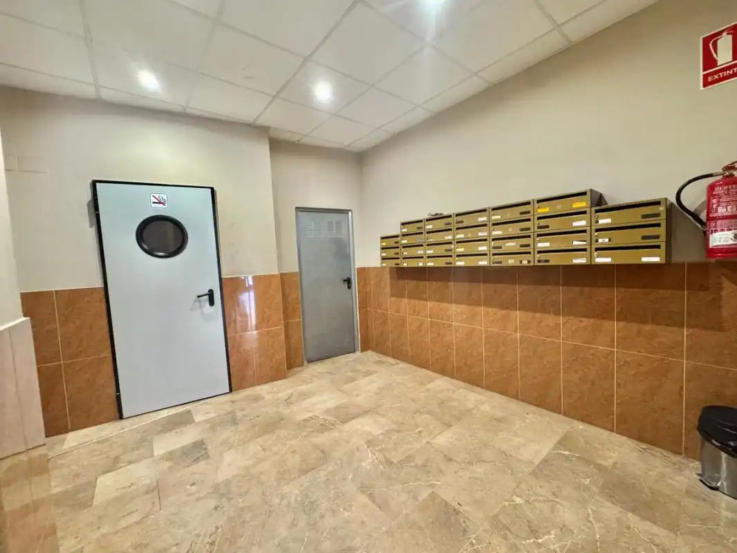 Flat for sale in Ayora  with Air Conditioner, Heating and Terrace