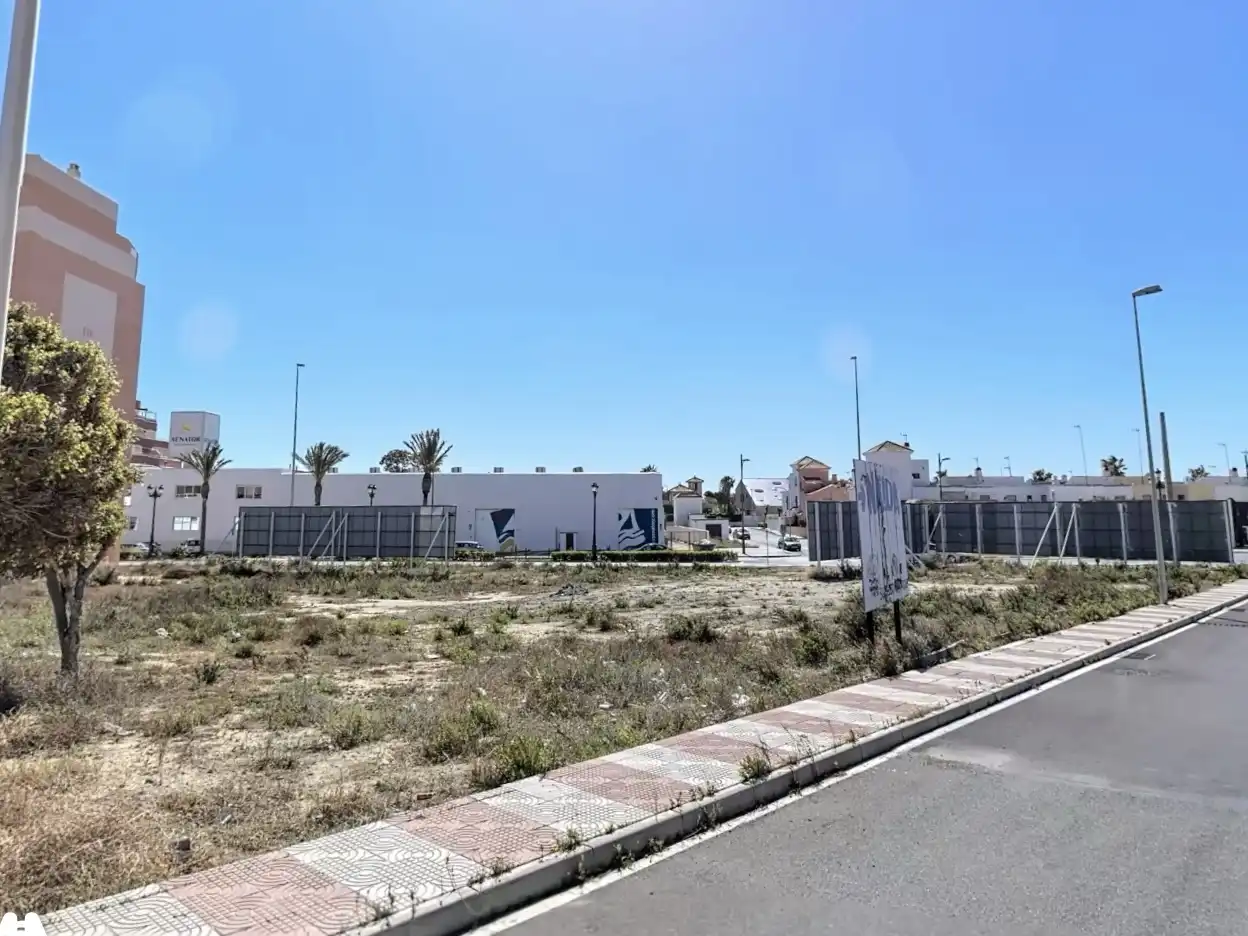 Residential land for sale in Avenida Sabinar, imagen 3