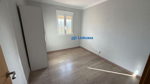 Foto 2 de Piso de alquiler en Numancia, Madrid Capital