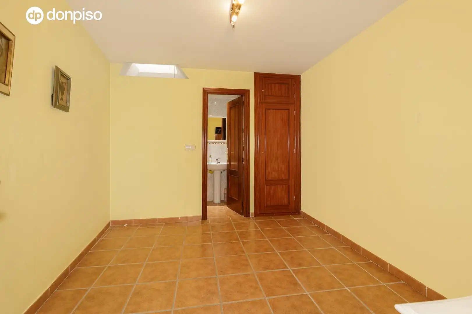 Casa adosada en venta en Granada con Aire acondicionado, Calefacción y Terraza