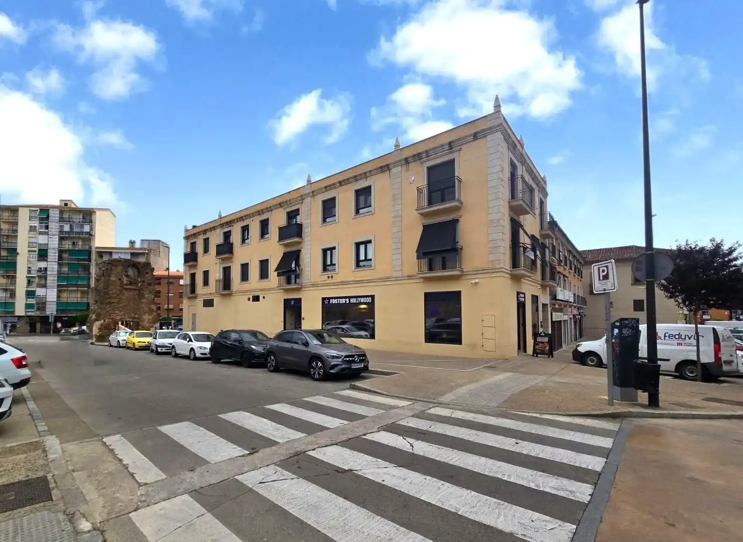 Vista exterior de Piso en venta en Plasencia con Aire acondicionado, Terraza y Balcón