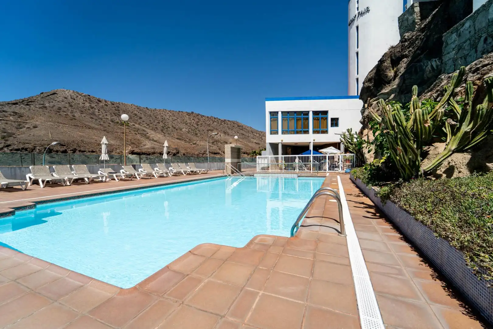 Swimming pool of Apartments for sale in Arguineguín