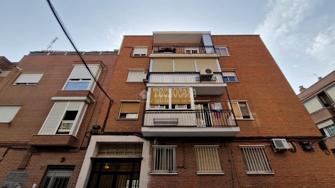 Exterior view of Flat for sale in  Madrid Capital  with Heating and Storage room