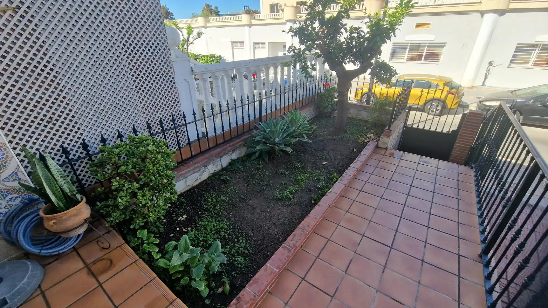 Casa adosada en venta en Calle del Río Darro, Centro