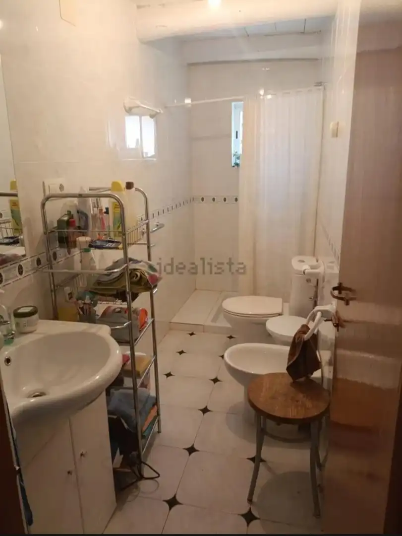 Badezimmer von Country house zum Verkauf in Santa Cristina de Valmadrigal mit Möbliert