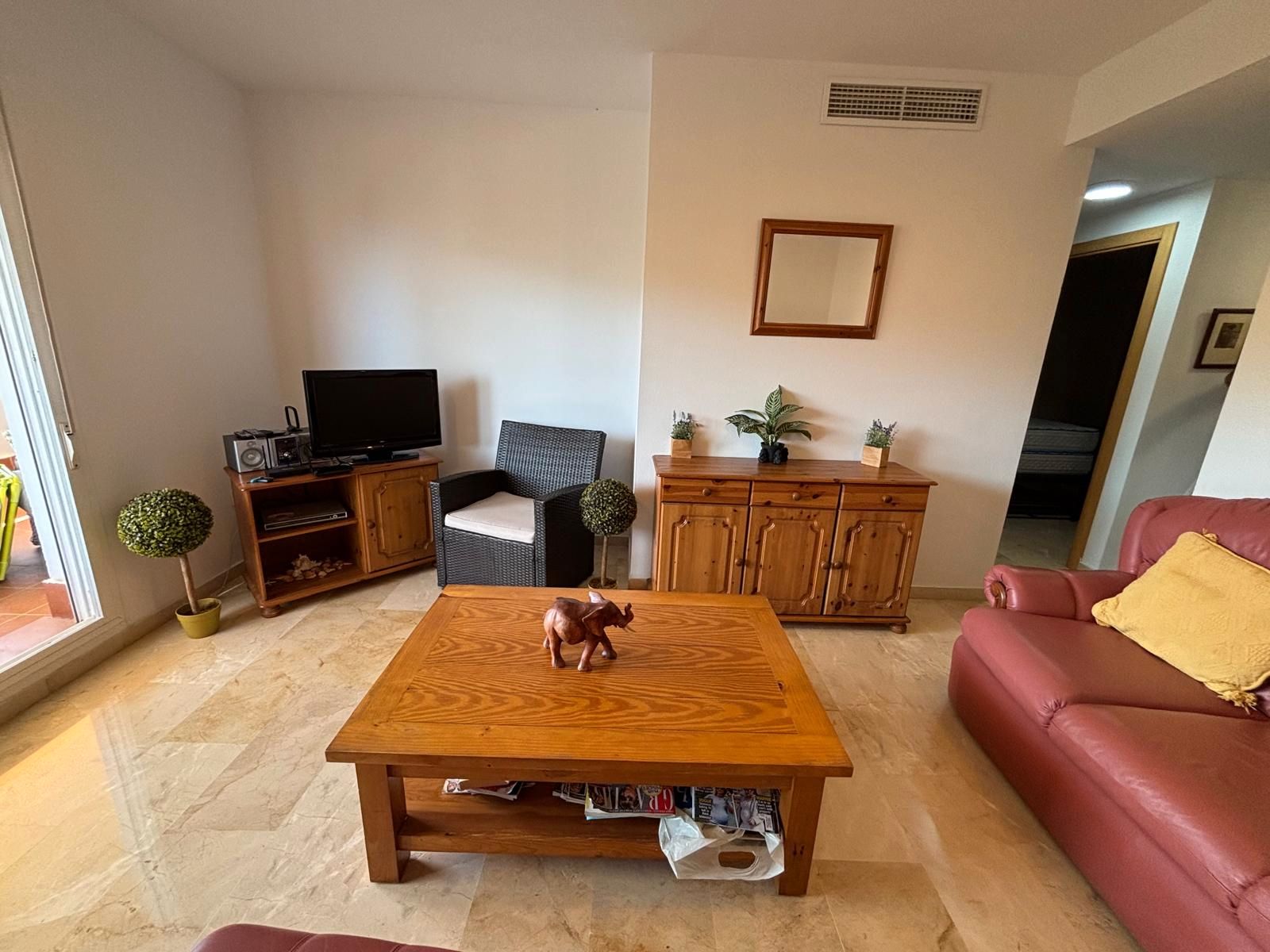 Living room of Flat for sale in Benalmádena  with Air Conditioner, Terrace and Furnished