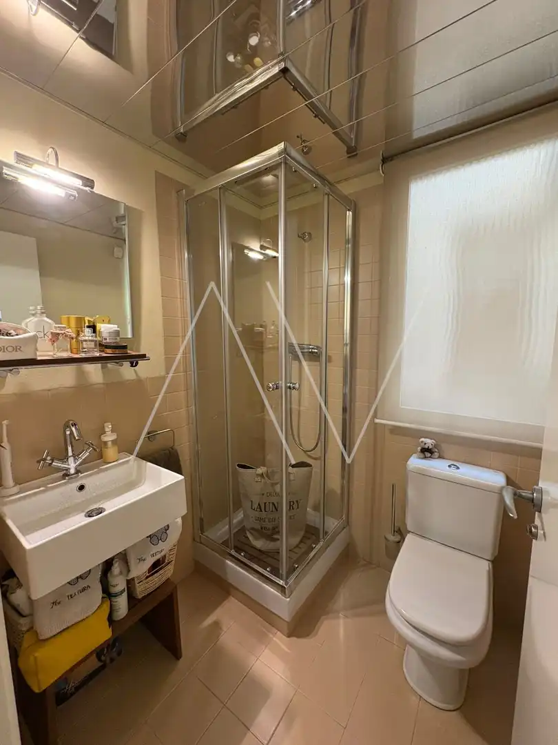 Baño de Dúplex en venta en Sabadell con Aire acondicionado, Calefacción y Terraza