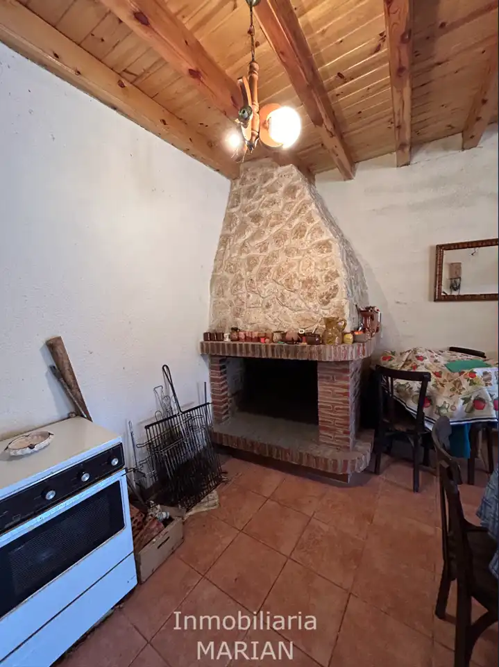 Cocina de Finca rústica en venta en Santa Cruz de la Salceda